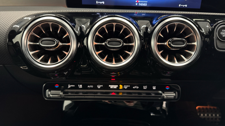 Mercedes-Benz CLA 250e AMG Line Premium + Night Ed 4dr Tip Auto Saloon